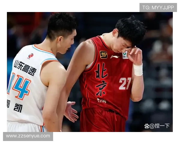 2019年CBA山东队与江苏队激战回顾精彩瞬间与赛场亮点分析