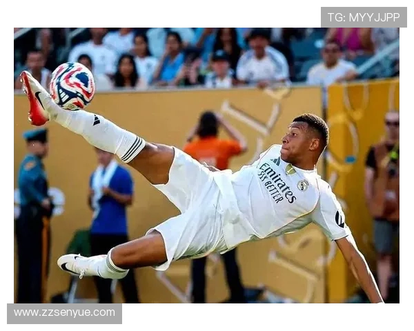 姆巴佩欧冠帽子戏法后发声暗示未来去向已定引发球迷热议