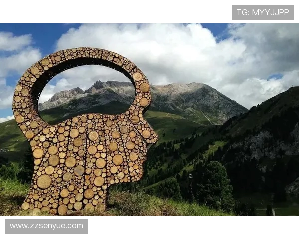 徐昕的艺术之路：从创作灵感到作品背后的深刻思考与探索