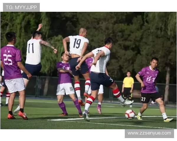 重庆篮球队崛起之路:从默默无闻到邀请赛的闪耀明星