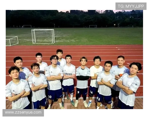 广州足球队的崛起与荣耀探秘：力量背后的故事与未来展望